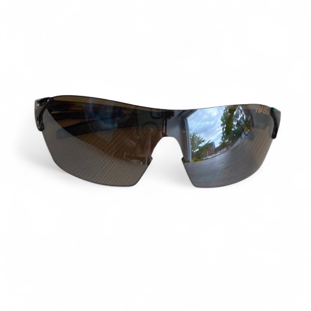Tifosi Optics Black Sporty Sunglasses